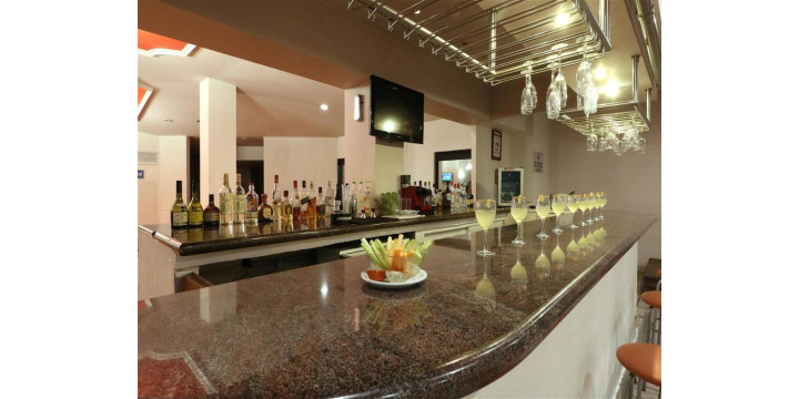 bar